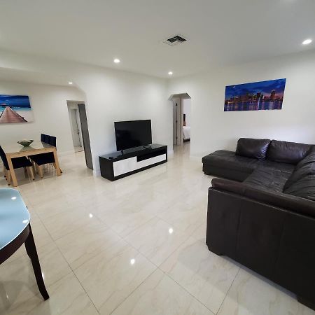 Miami-Airport Oasis Vip Houseヴィラ エクステリア 写真